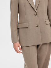 Afbeelding in Gallery-weergave laden, Selected Femme Rita Classic Fit Blazer Camel
