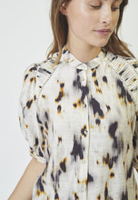 Afbeelding in Gallery-weergave laden, co&#39;Couture Elisa  Shirt Short Sleeves Bone
