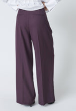 Afbeelding in Gallery-weergave laden, co&#39;couture Almira Pleat Pant Plum
