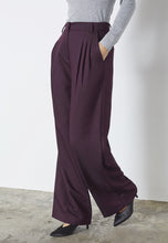 Afbeelding in Gallery-weergave laden, co&#39;couture Almira Long Pleat Pant Plum
