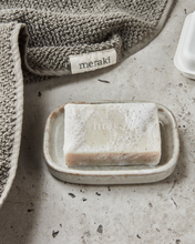 Afbeelding in Gallery-weergave laden, Meraki Soap Bar Sesame Scrub
