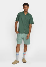 Afbeelding in Gallery-weergave laden, Revolution Cuban Short Sleeve Shirt Dust Green
