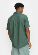 Afbeelding in Gallery-weergave laden, Revolution Cuban Short Sleeve Shirt Dust Green
