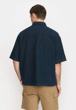 Afbeelding in Gallery-weergave laden, Revolution Oversize Shirt Short Sleeves Navy
