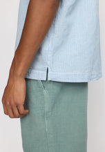 Afbeelding in Gallery-weergave laden, Revolution Oversize Shirt Short Sleeves Blue Stripes
