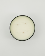 Afbeelding in Gallery-weergave laden, Meraki Scented Candle Lavender Rain
