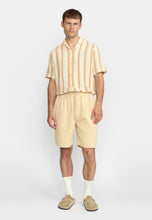 Afbeelding in Gallery-weergave laden, Revolution Long Casual Shorts Dark Off-White
