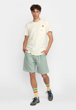 Afbeelding in Gallery-weergave laden, Revolution Long Casual Shorts Lightgreen
