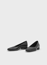 Afbeelding in Gallery-weergave laden, Vagabond Shoemakers Debbi Shoes Black
