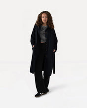 Afbeelding in Gallery-weergave laden, Another Label Romee Coat Semolina
