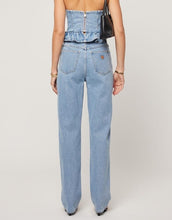 Afbeelding in Gallery-weergave laden, Abrand Jeans High Straight Jeans Kaia  Light Vintage Blue

