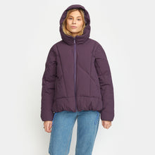 Afbeelding in Gallery-weergave laden, Selfhood Hooded Puffer Purple
