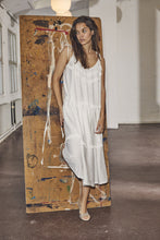Afbeelding in Gallery-weergave laden, Co Couture Hera Boho Dress Off White
