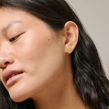 Afbeelding in Gallery-weergave laden, Enamel Copenhagen Wave Earrings Gold Mini
