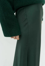 Afbeelding in Gallery-weergave laden, MbyM Maila Skirt Jungle Green
