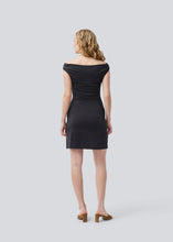 Afbeelding in Gallery-weergave laden, Modstrom Hima Off-Shoulder Dress Black
