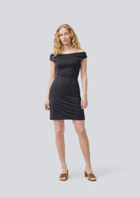 Afbeelding in Gallery-weergave laden, Modstrom Hima Off-Shoulder Dress Black
