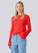 Afbeelding in Gallery-weergave laden, Modstrom Ivonne Flared O-Neck Fire Red
