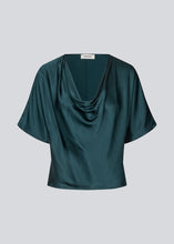 Afbeelding in Gallery-weergave laden, Modstrom Parveen Top Bottle Green
