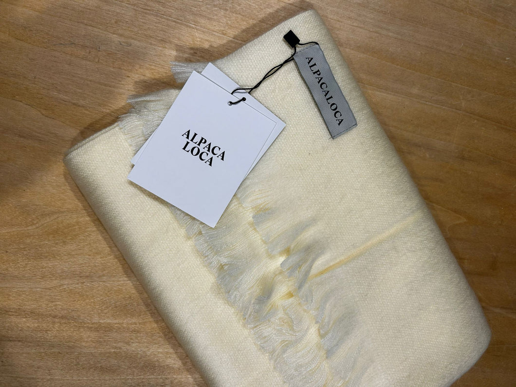 Alpaca Loca Slim Scarf Ivory White