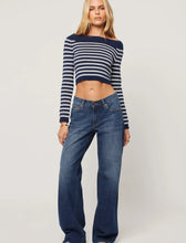 Afbeelding in Gallery-weergave laden, Abrand Jeans Paige Low  Wide Tall  Jeans
