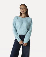 Afbeelding in Gallery-weergave laden, Another Label Adea Knitted Pull Blue Heaven Melange
