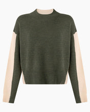 Afbeelding in Gallery-weergave laden, Another Label Emily Knitted Pull Dark Moss
