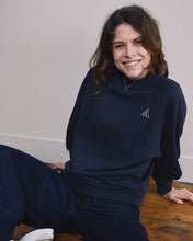 Afbeelding in Gallery-weergave laden, Another Label Niya Amsterdam Sweater Night Sky
