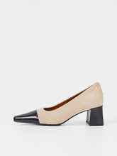 Afbeelding in Gallery-weergave laden, Vagabond Shoemakers Altea Pumps Patent Beige
