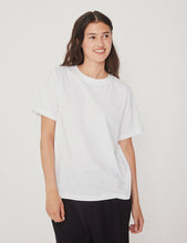 Afbeelding in Gallery-weergave laden, MbyM Beeja T-shirt White
