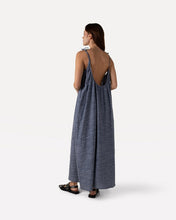 Afbeelding in Gallery-weergave laden, Another Label Emmy Dress Structured Blue
