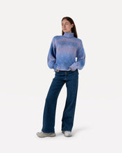 Afbeelding in Gallery-weergave laden, Another Label Daly Knitted Pull Blue Space Dye
