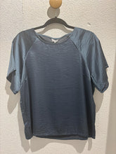 Afbeelding in Gallery-weergave laden, mbyM Damik Shirt Dark Slate
