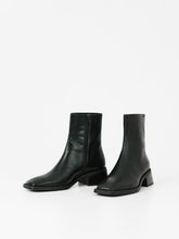 Afbeelding in Gallery-weergave laden, Vagabond Shoemakers Blanca Boots Black
