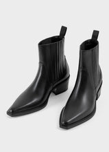 Afbeelding in Gallery-weergave laden, Vagabond Shoemakers Kelsey Ankle Boots Black
