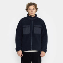 Afbeelding in Gallery-weergave laden, Revolution Raglan Pocket Fleece Navy
