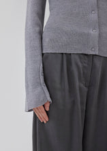 Afbeelding in Gallery-weergave laden, Modstrom Hiroki Cardigan Grey Melange
