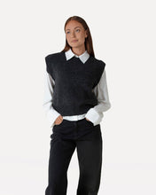 Afbeelding in Gallery-weergave laden, Another Label Indra Knitted Pull Grey Melee
