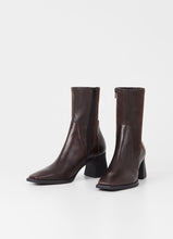 Afbeelding in Gallery-weergave laden, Vagabond Shoemakers Hedda Ankle Boots Chocolate
