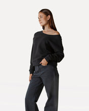 Afbeelding in Gallery-weergave laden, Another Label Livy Sweater Black
