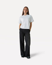 Afbeelding in Gallery-weergave laden, Another Label Moore Pant Pinstripe Black-White
