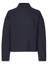 Afbeelding in Gallery-weergave laden, Modstrom Fulton Rib Knit T-Neck Navy Sky
