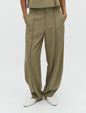 Afbeelding in Gallery-weergave laden, mbyM Pija Pant Dusty Green
