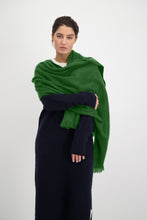 Afbeelding in Gallery-weergave laden, Alpaca Loca Scarf Spring Green
