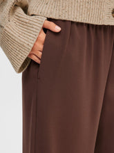 Afbeelding in Gallery-weergave laden, Selected Femme Tinni Relaxed Wide Pant
