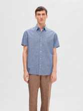 Afbeelding in Gallery-weergave laden, Selected Homme Regnew-linen Shirt Medium Blue Denim
